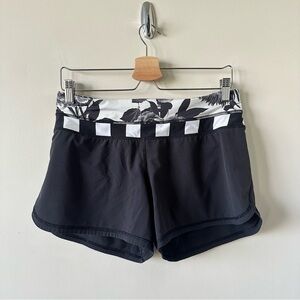 LULULEMON-RUN Shorts In Black with Mixed Floral and Stripe Pattern  (Size:6)